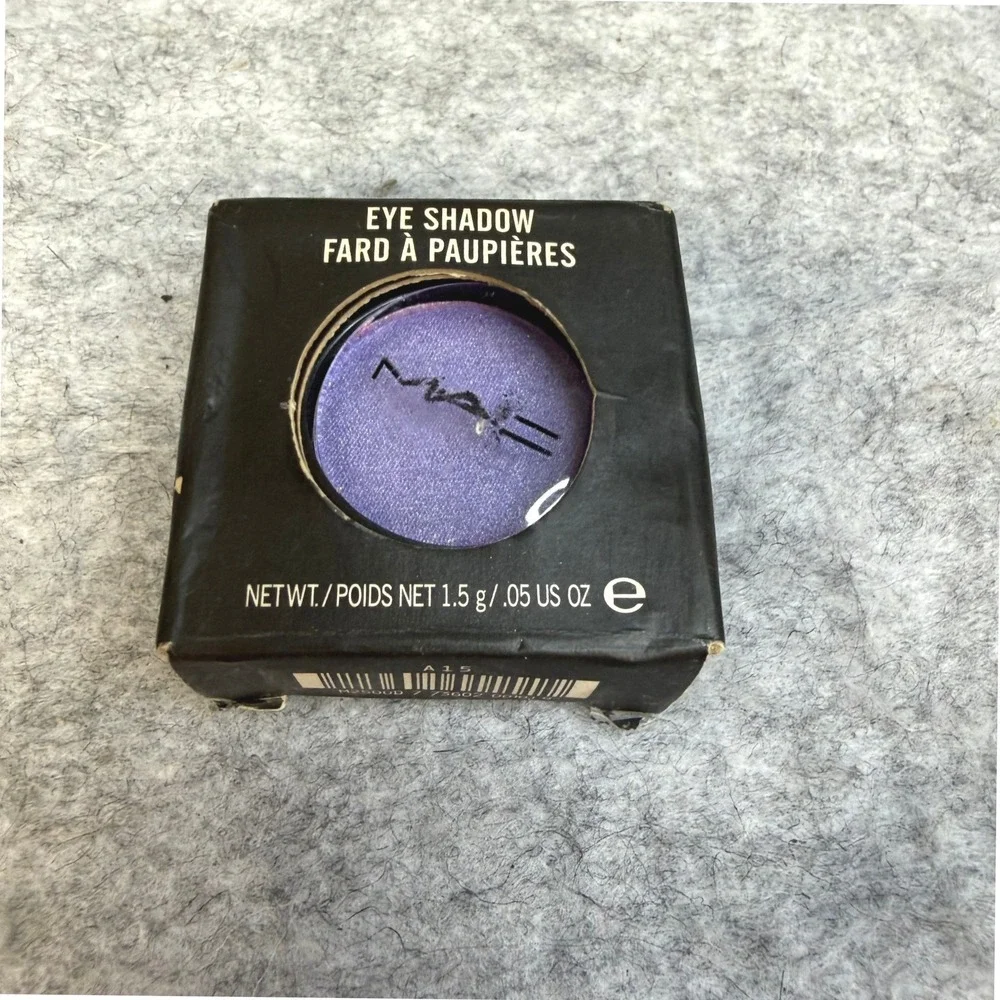 MAC Eye Shadow Nocturnelle A15 Purple 1.5g .05oz Single Compact New in Box